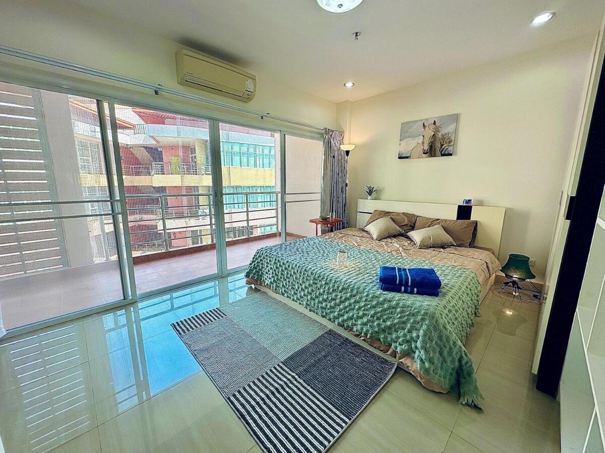 Wisdom Burg Bangsaen, Pool, Gym Aparthotel Ban Rong Khoei Bagian luar foto